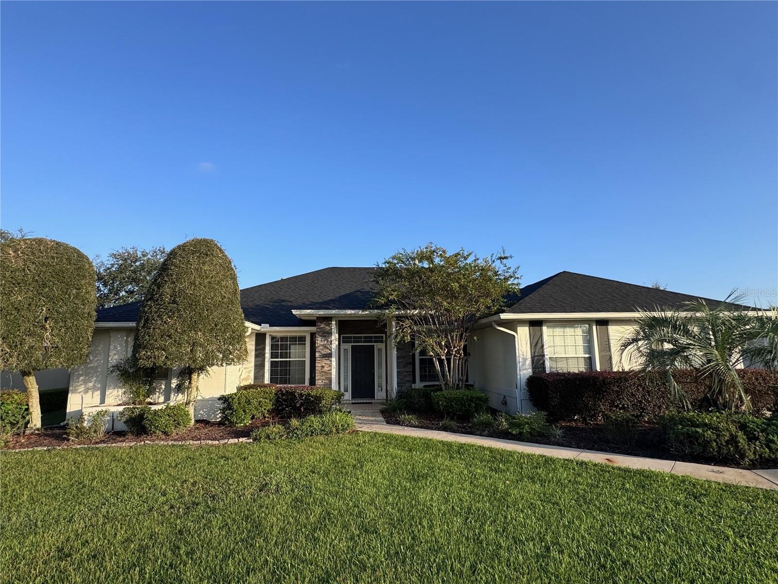 LAKE DIAMOND GOLF & CC PH 03 - Residential Lease
