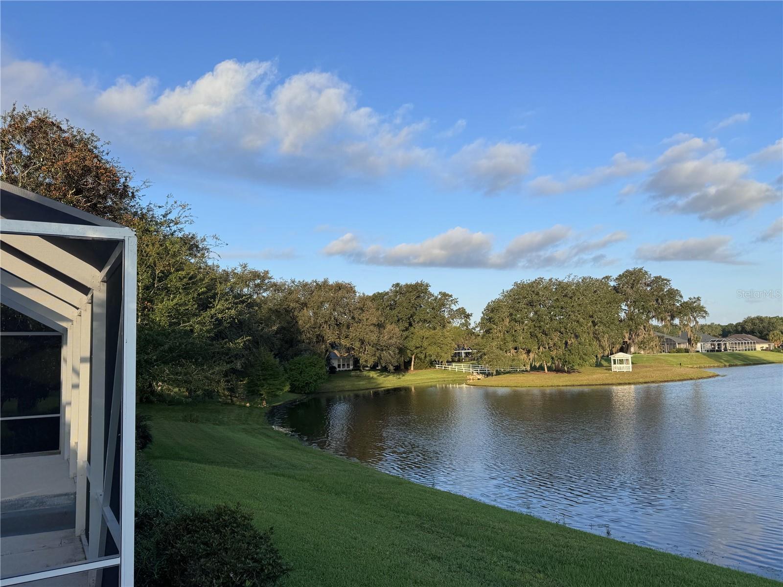 LAKE DIAMOND GOLF & CC PH 03 - Residential Lease