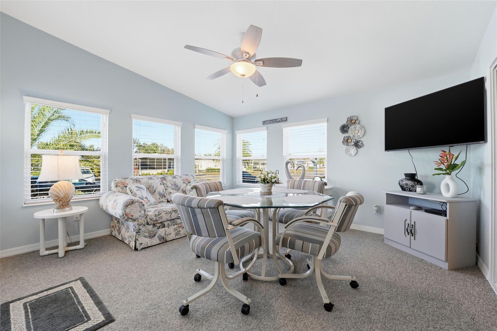 LEMON BAY ISLES PH 111 - Residential