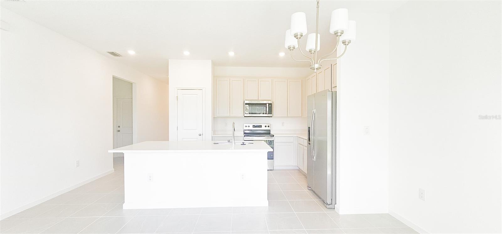CYPRESS PARK ESTATES - Residential Lease