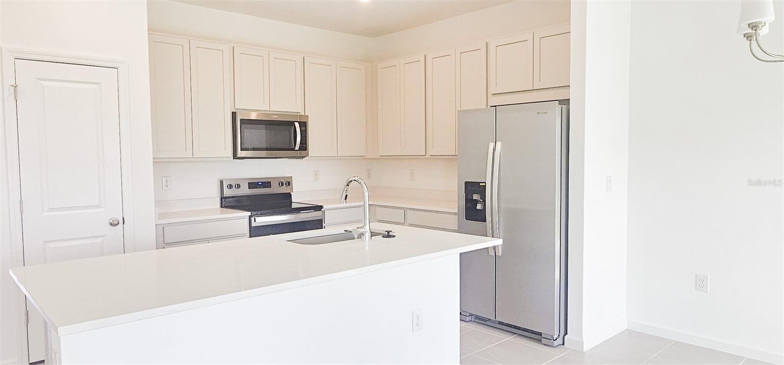 CYPRESS PARK ESTATES - Residential Lease