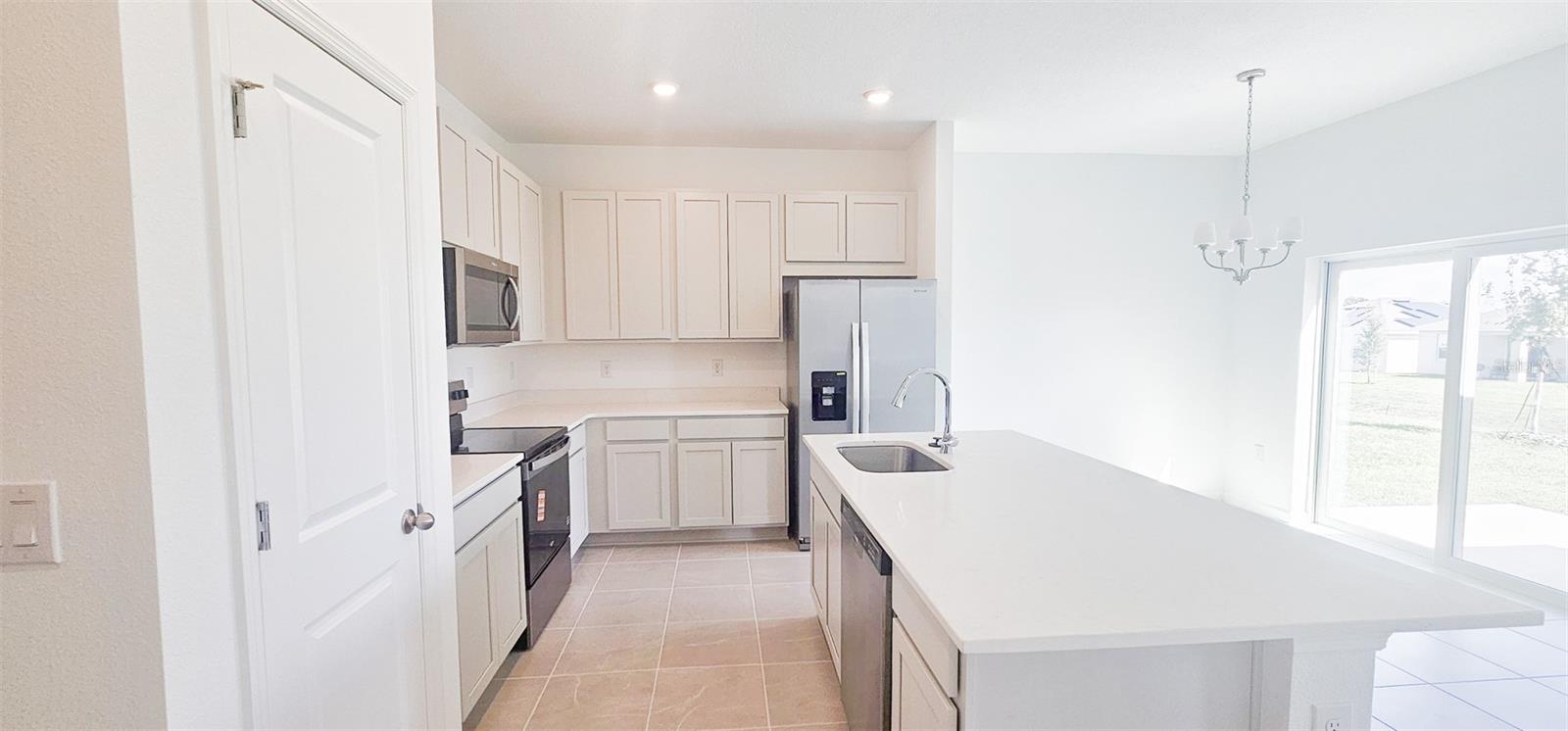 CYPRESS PARK ESTATES - Residential Lease