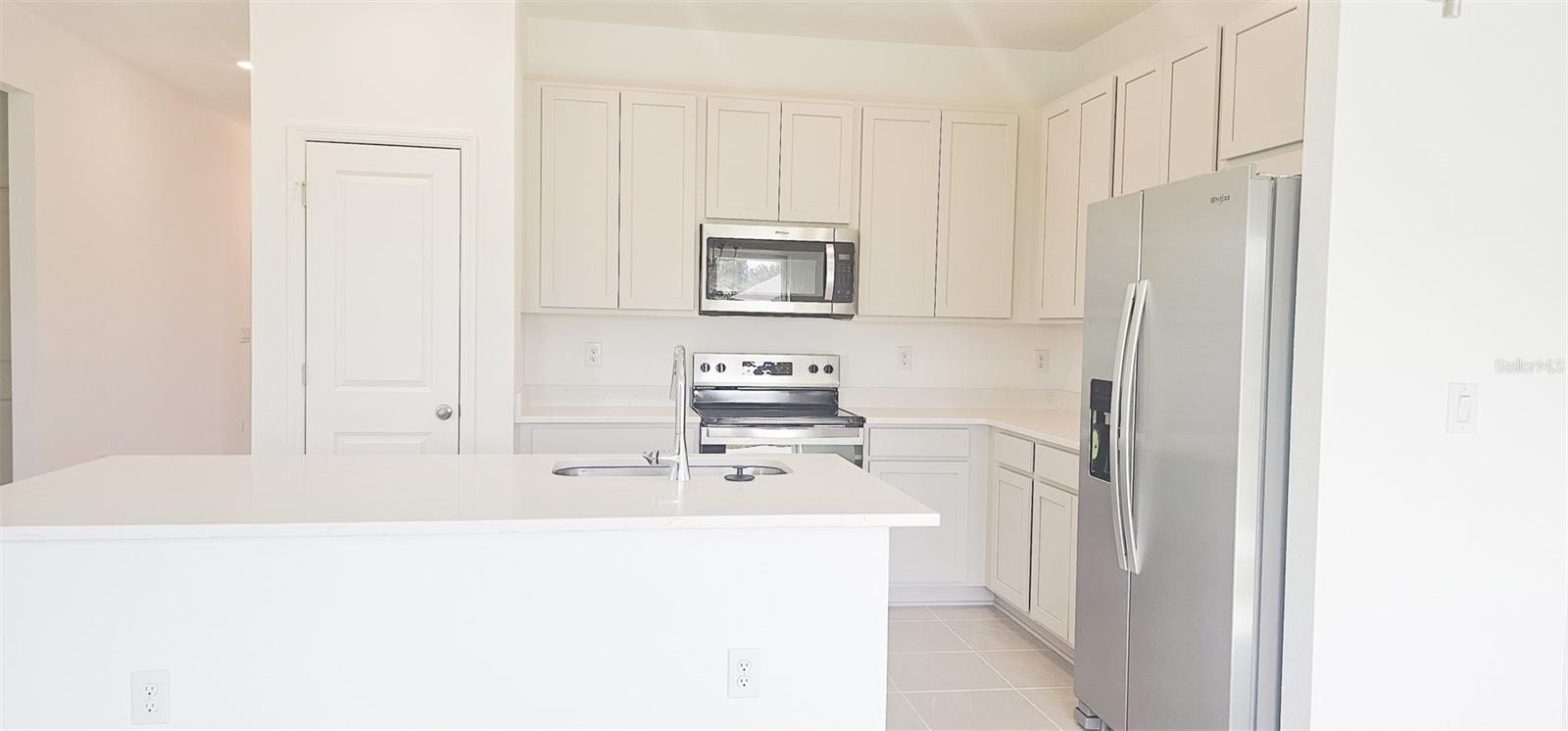 CYPRESS PARK ESTATES - Residential Lease