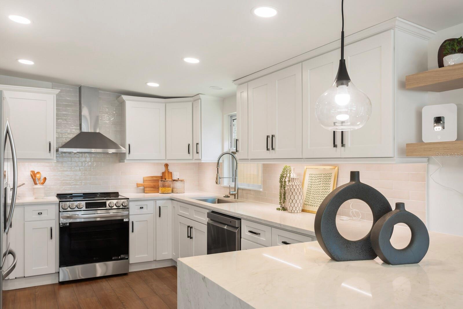 MAC FARLANE PARK - Residential