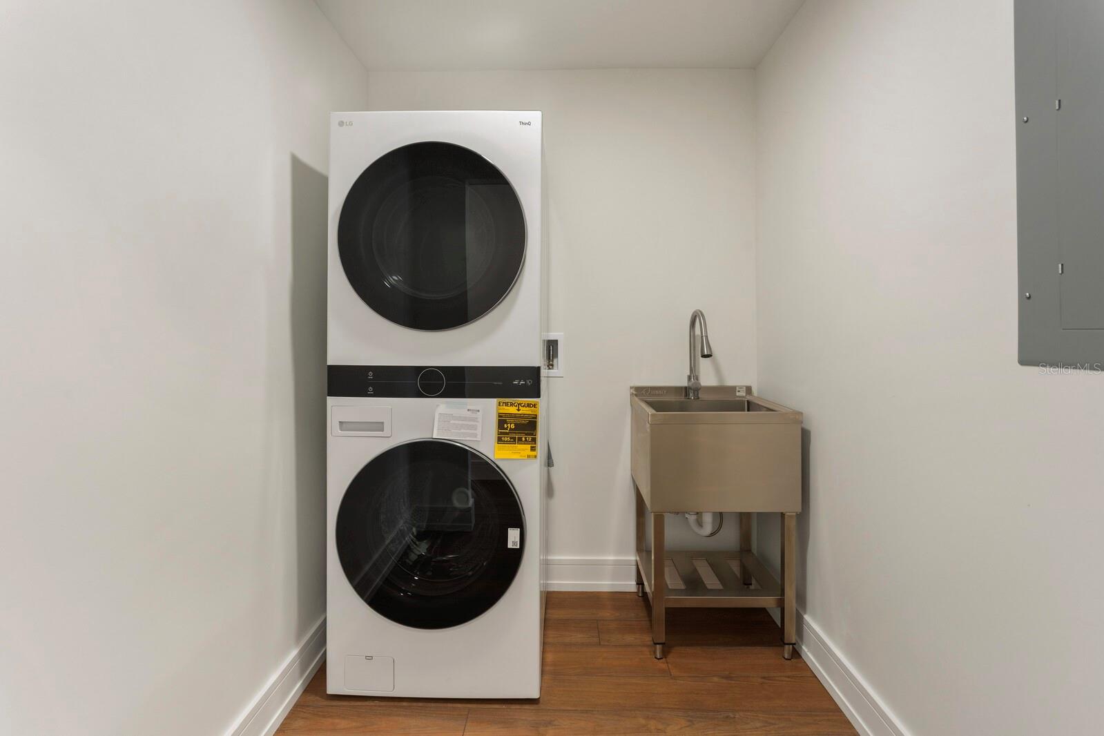 MAC FARLANE PARK - Residential