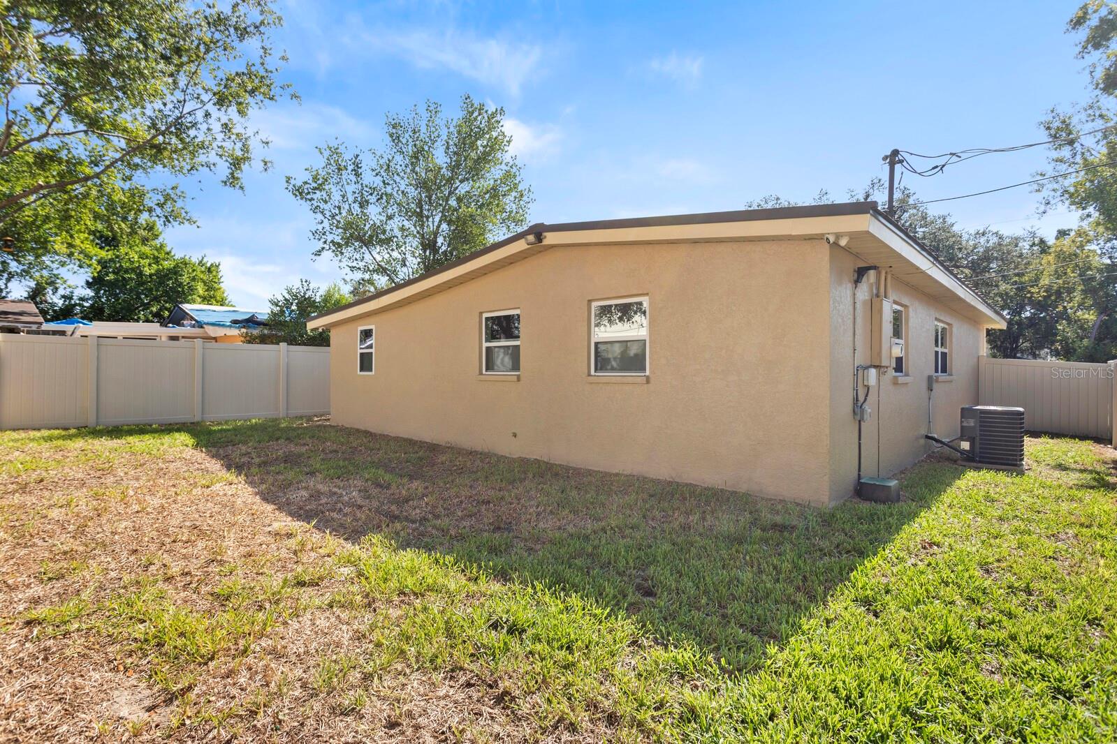 MAC FARLANE PARK - Residential