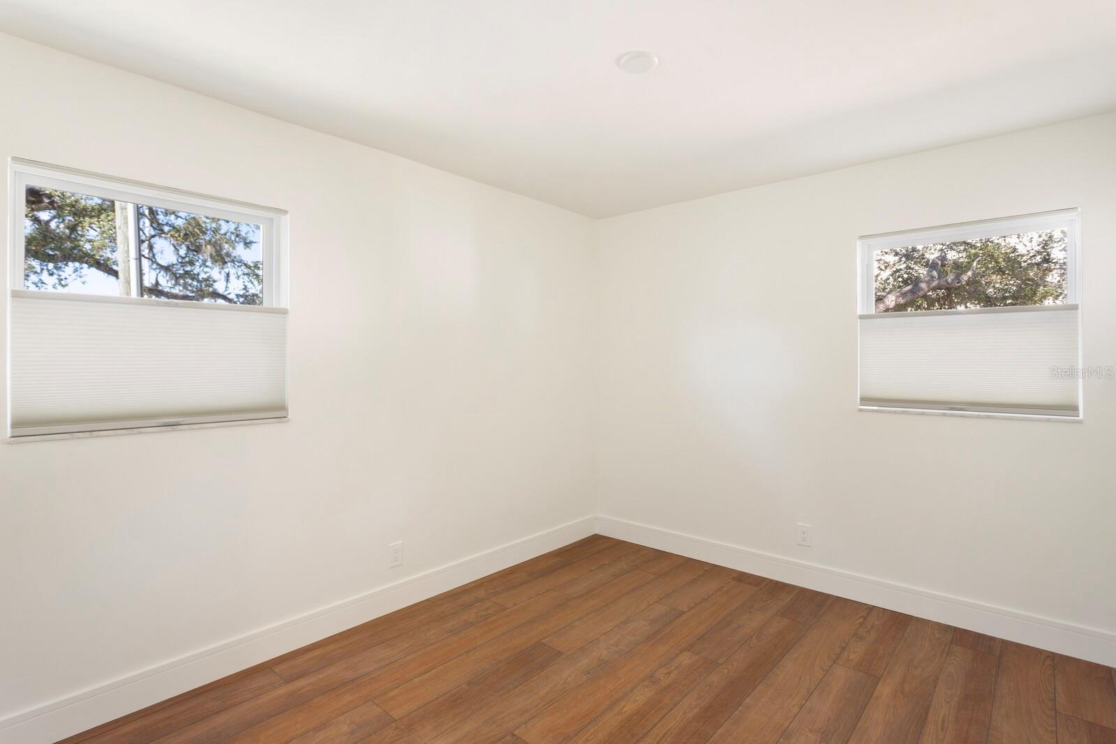 MAC FARLANE PARK - Residential