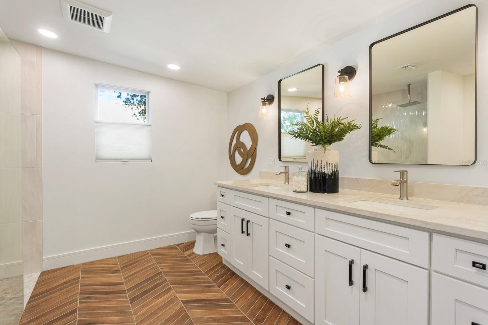 MAC FARLANE PARK - Residential