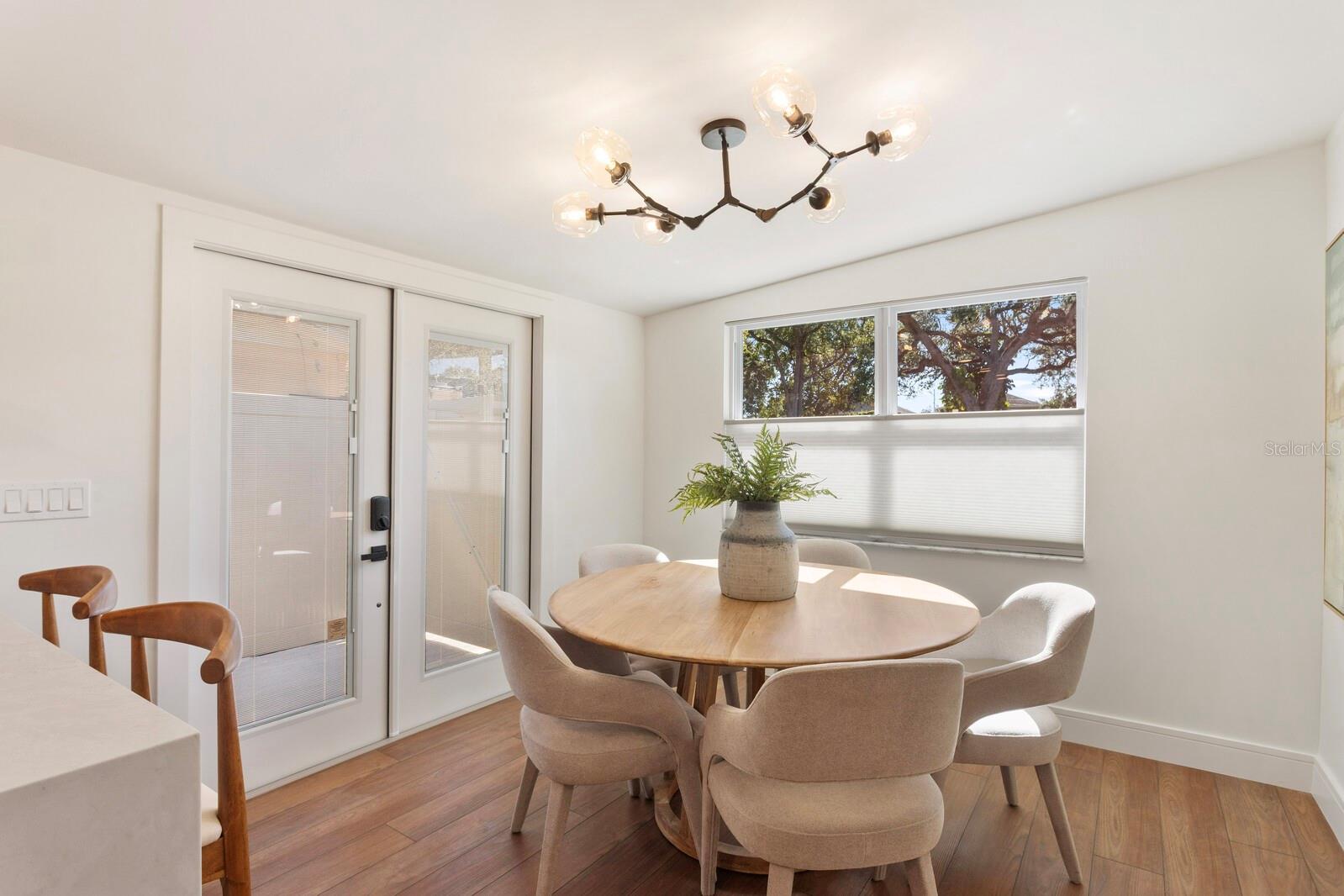 MAC FARLANE PARK - Residential