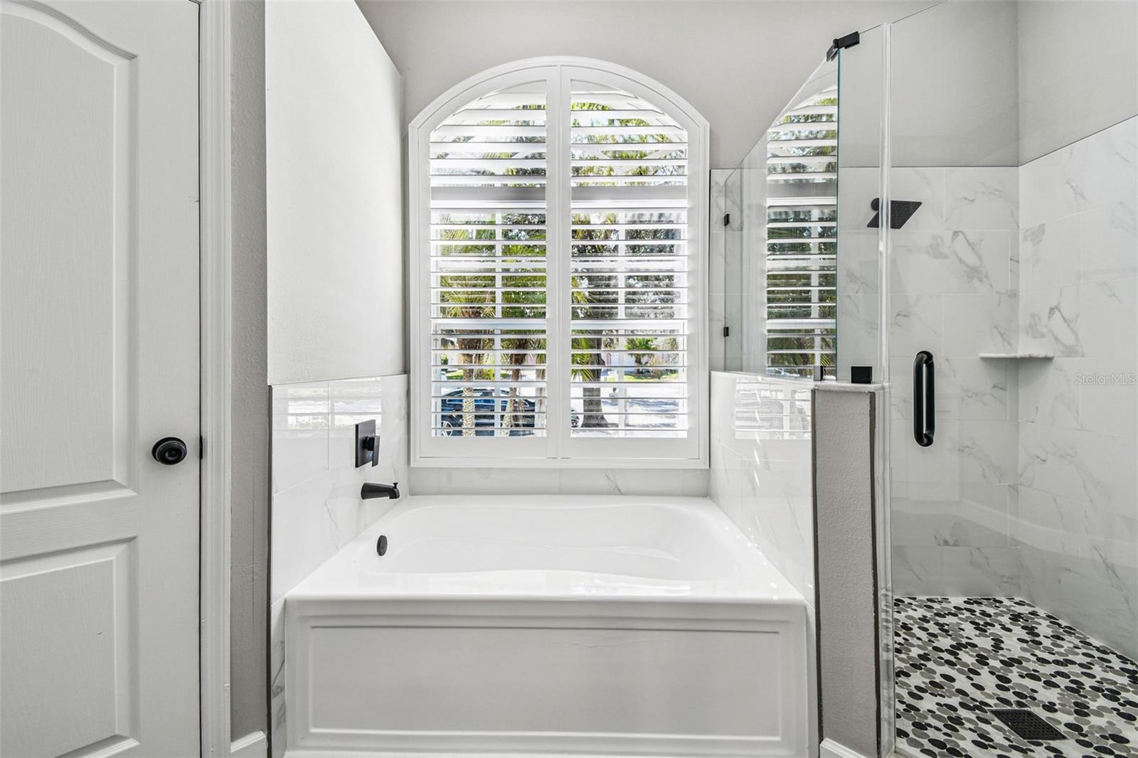 PAVILION PH 2 - Residential