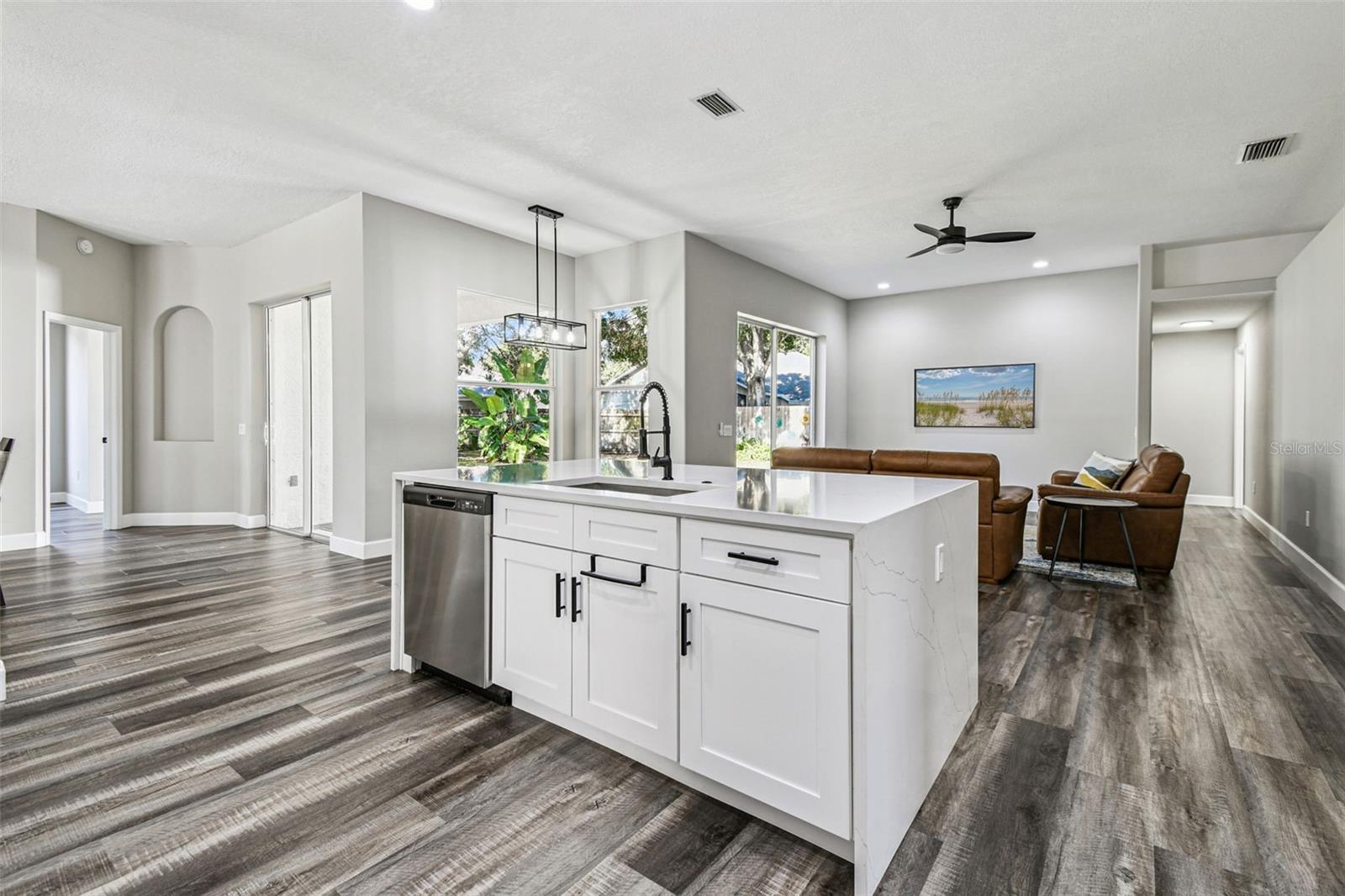 PAVILION PH 2 - Residential