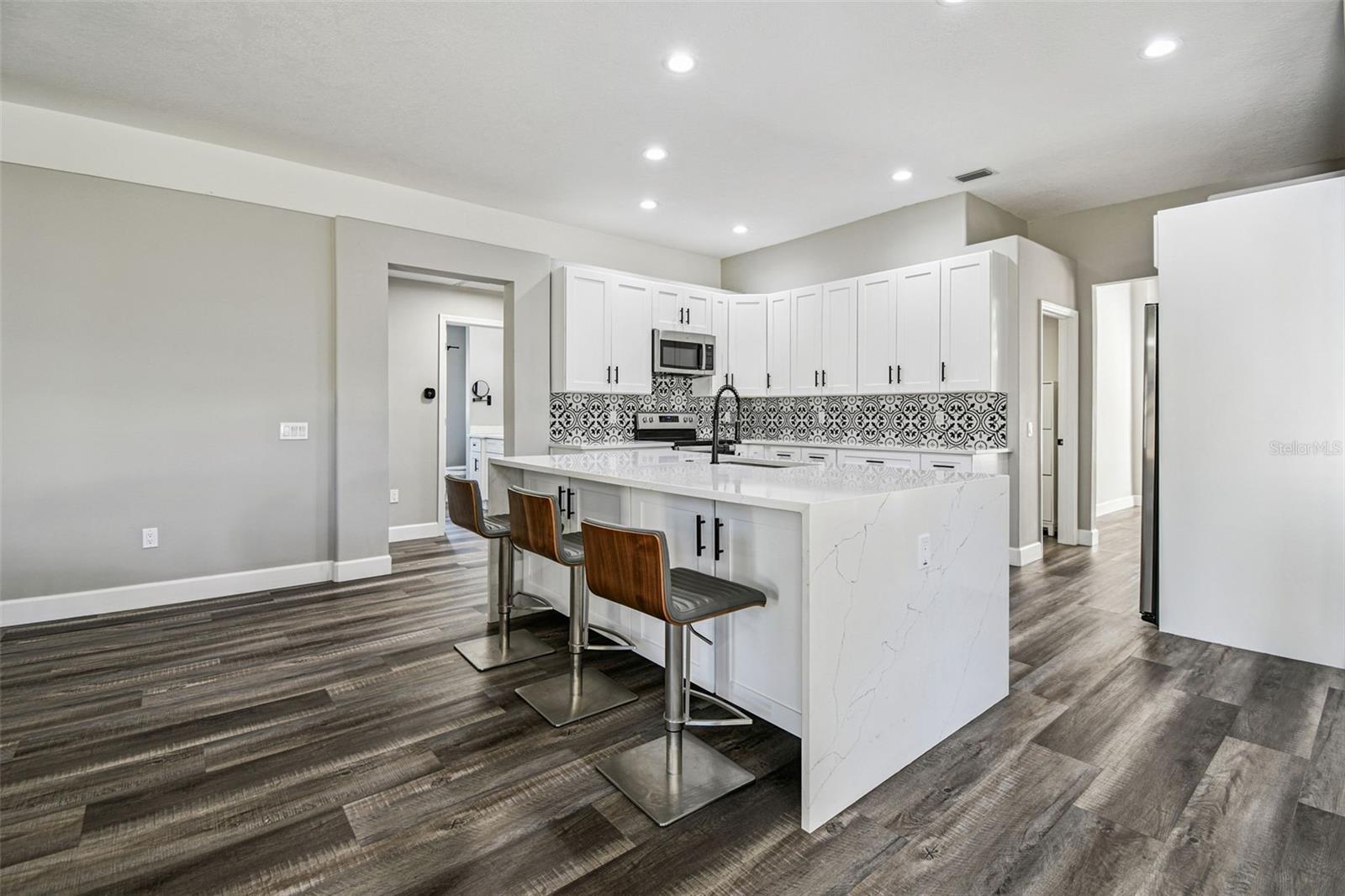 PAVILION PH 2 - Residential