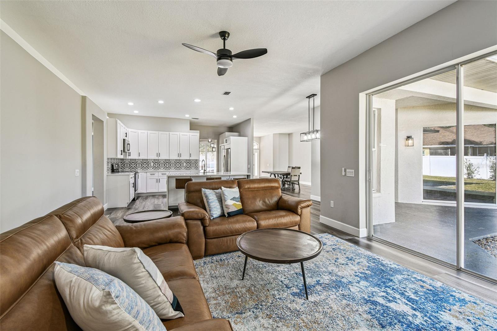 PAVILION PH 2 - Residential