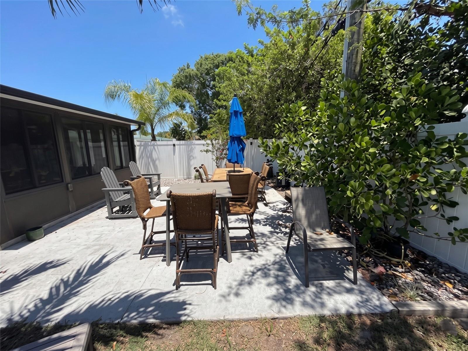 BAYWOOD SHORES 1ST ADD - Residential
