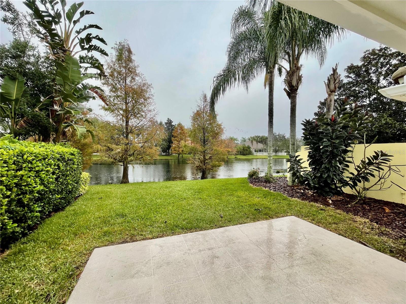 VILLAGEWALK/LK NONAD & 01 - Residential Lease