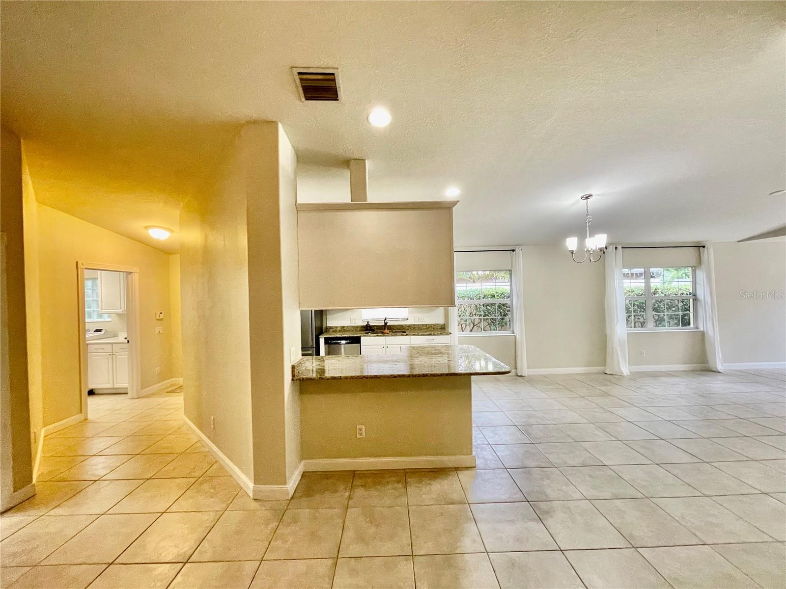 VILLAGEWALK/LK NONAD & 01 - Residential Lease