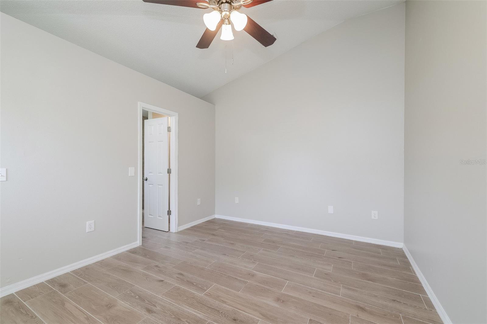 POINCIANA NBRHD 05 NORTH VILLAGE 03 - Residential Lease