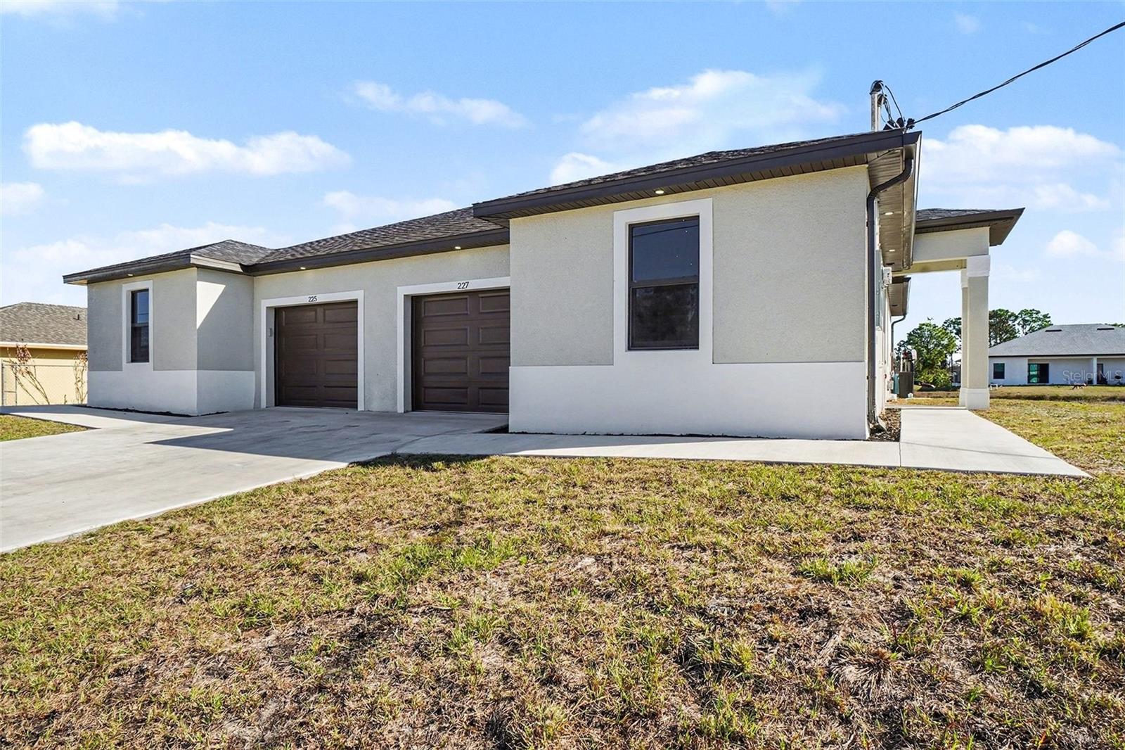 LEHIGH ESTATES - Residential Income