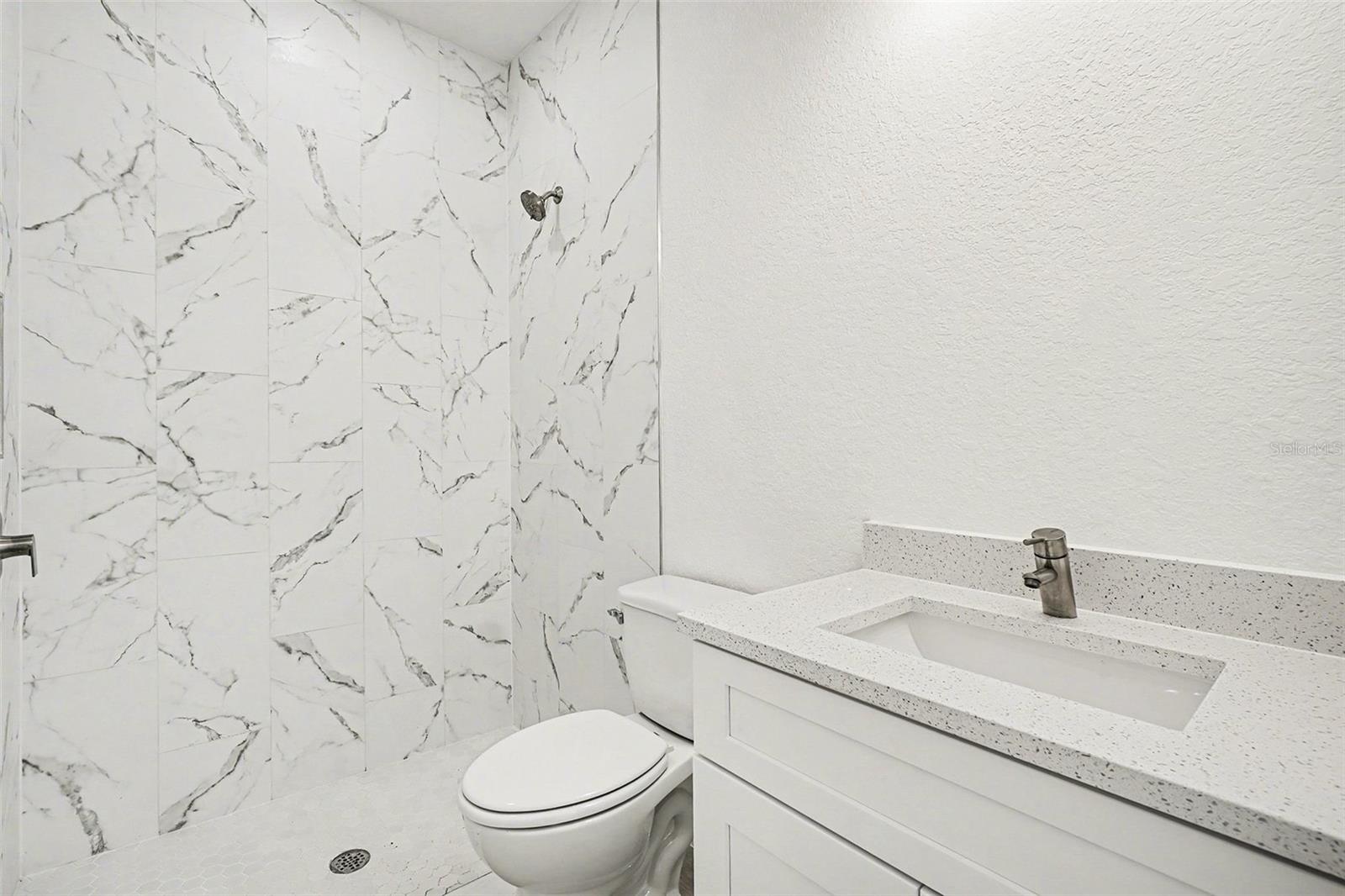 LEHIGH ESTATES - Residential Income