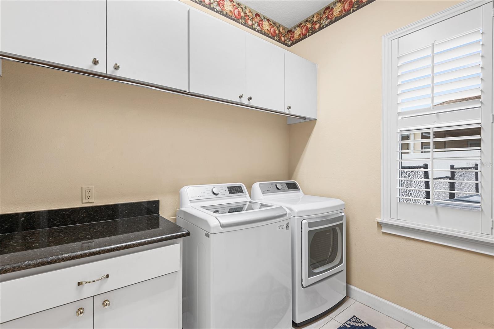 HAMILTON SOUTH - Residential