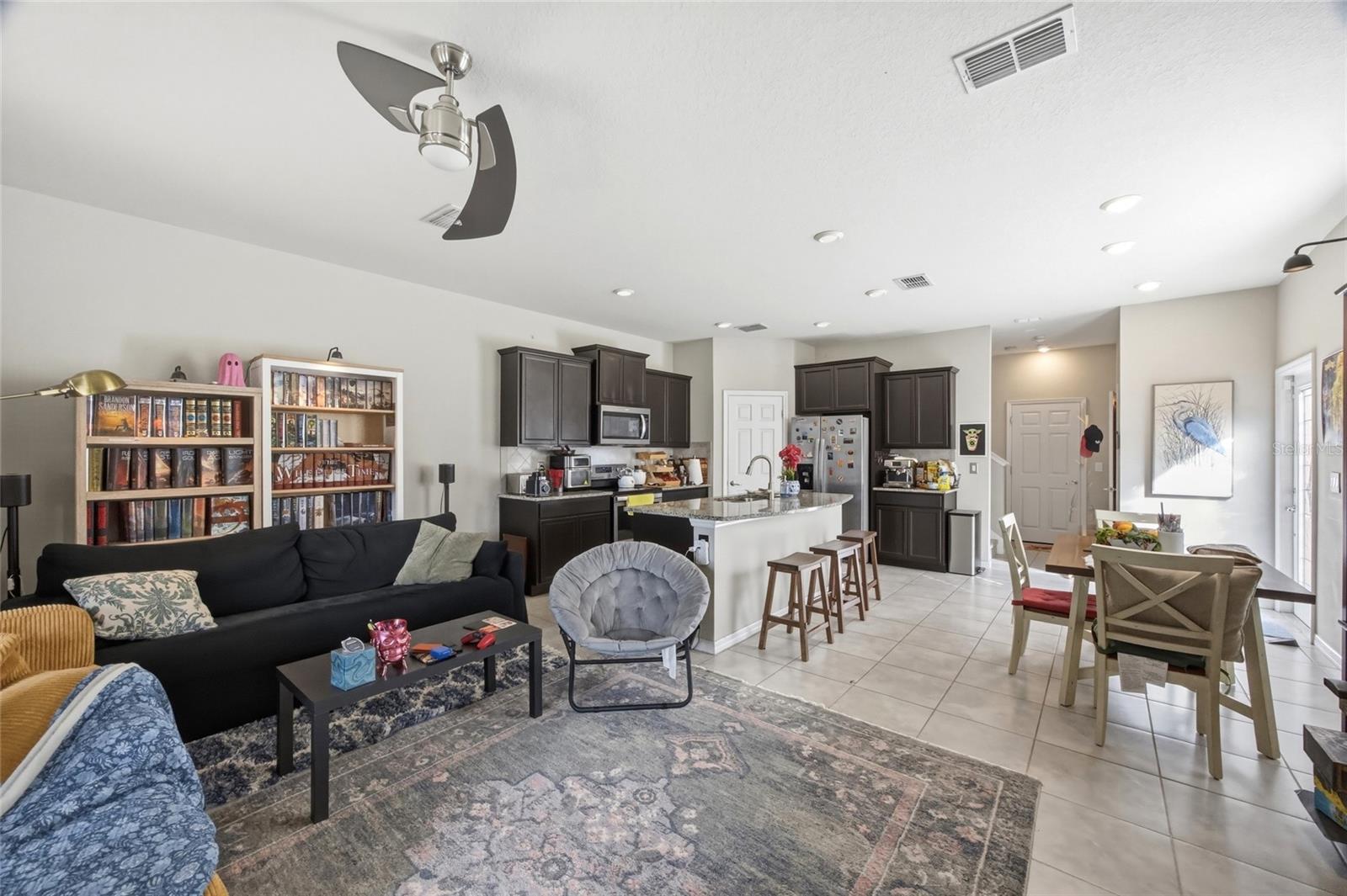 REGO PALMS - Residential