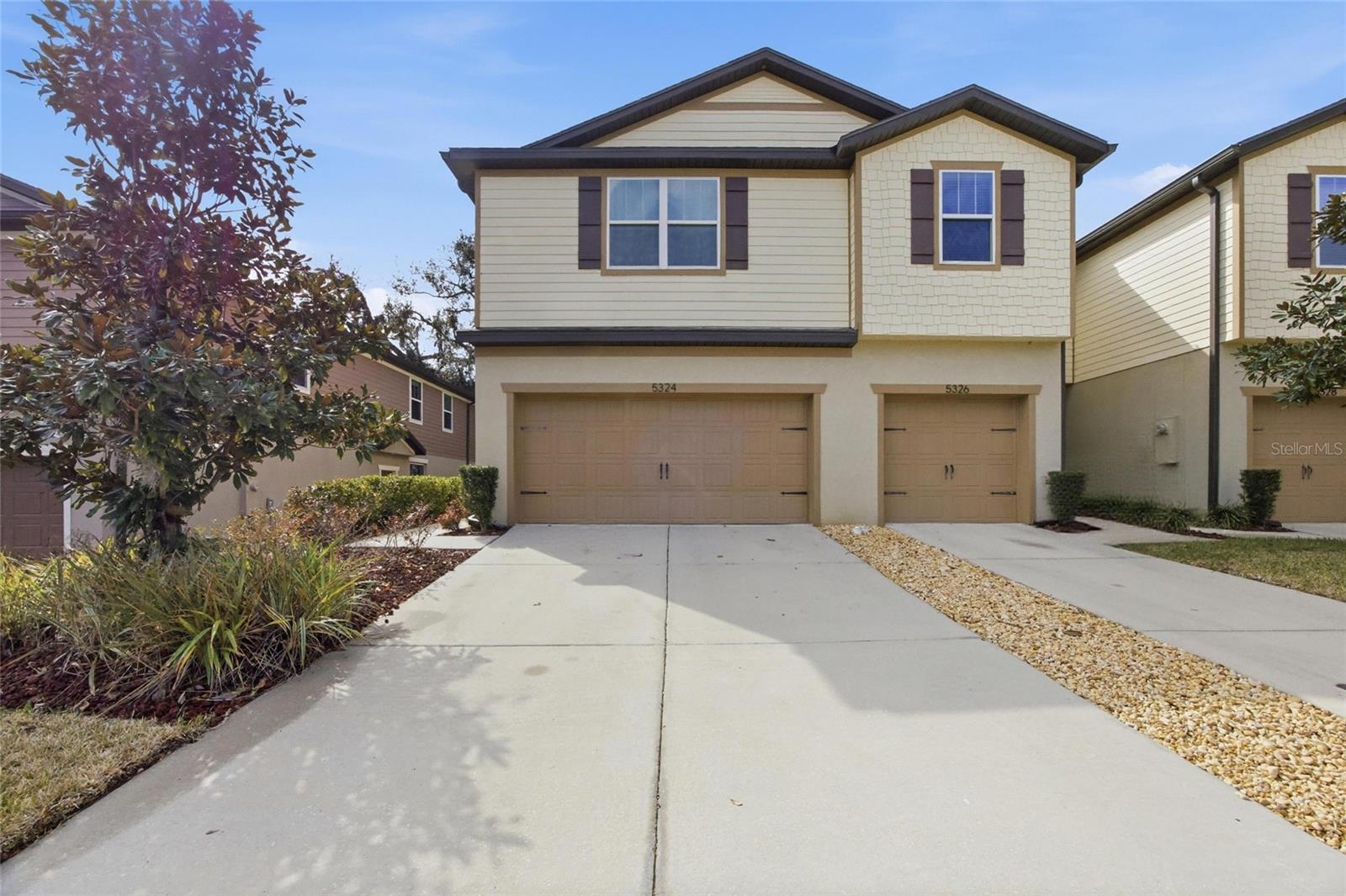 REGO PALMS - Residential