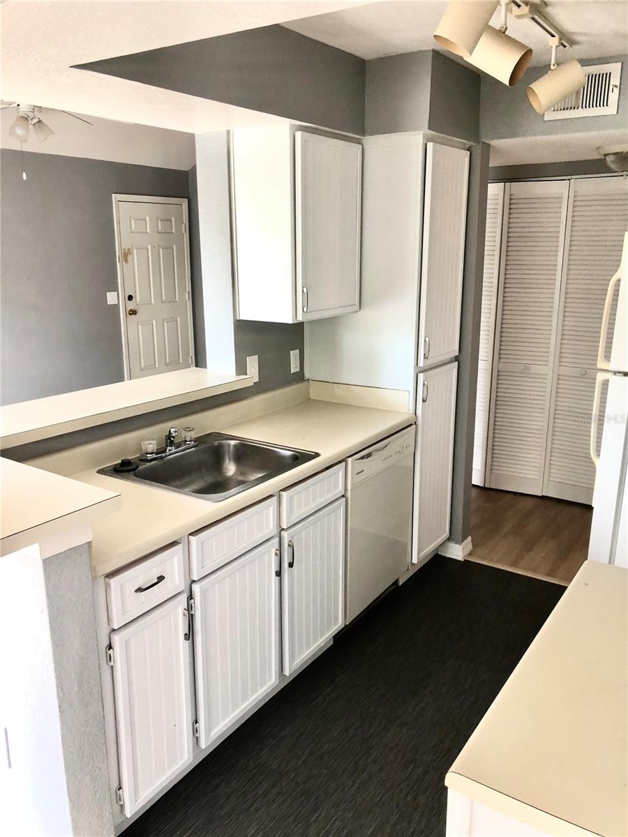 TRADEWINDS - Residential