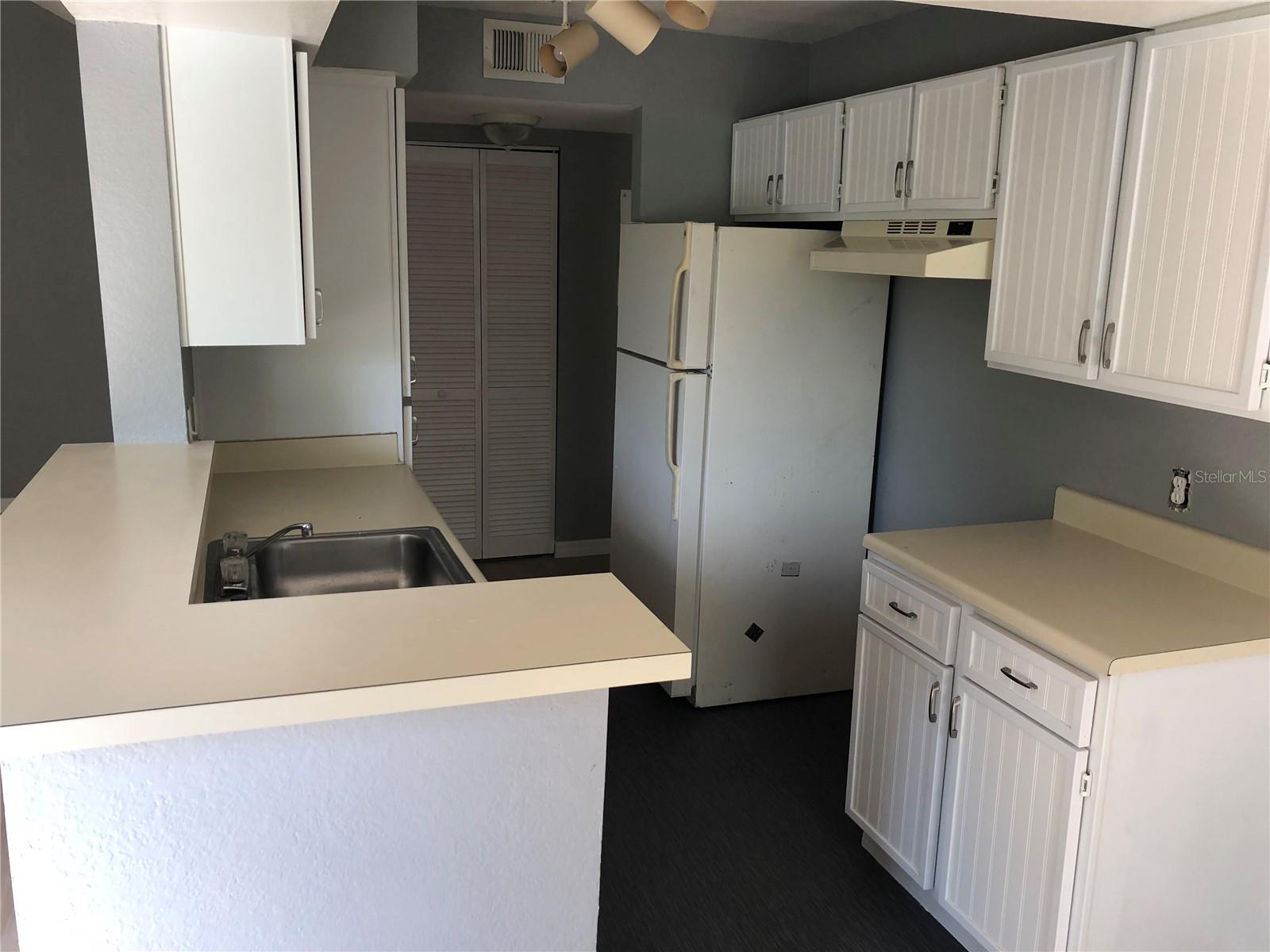 TRADEWINDS - Residential