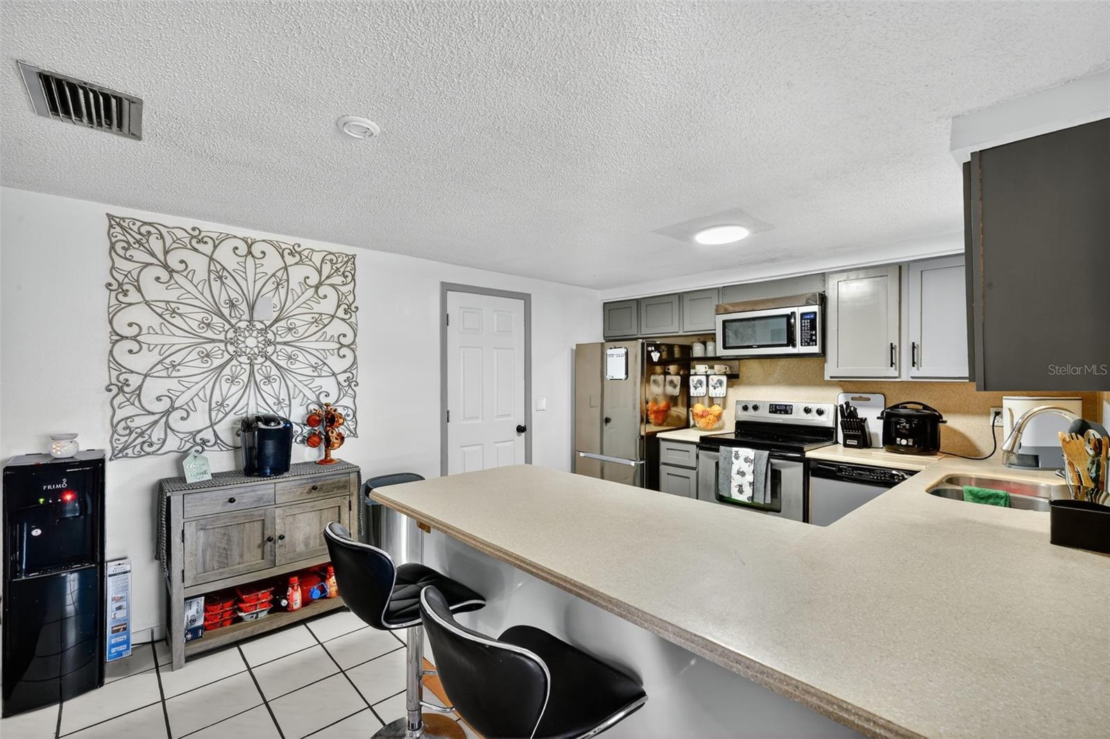 TAHITIAN HOMES - Residential