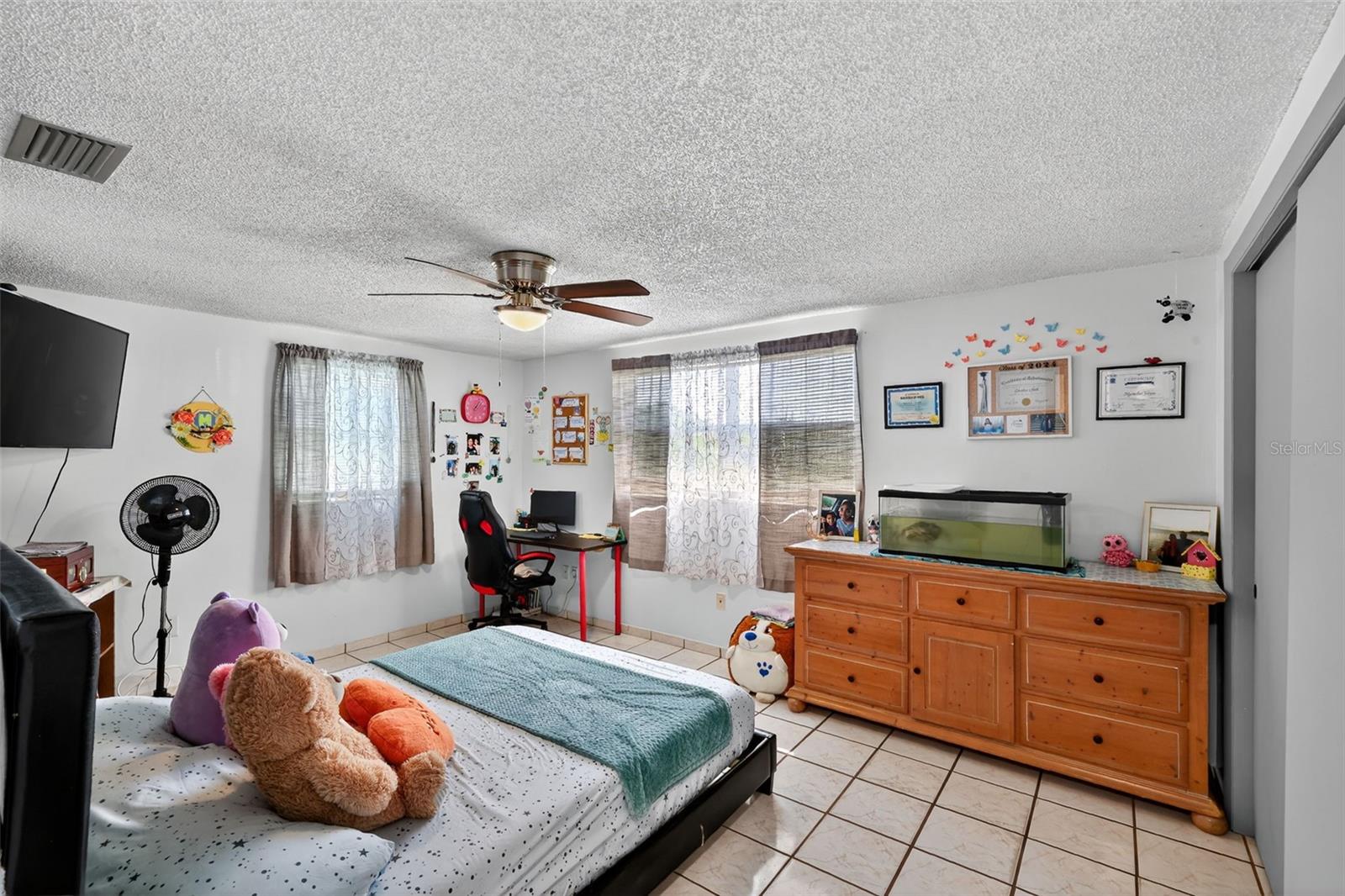 TAHITIAN HOMES - Residential