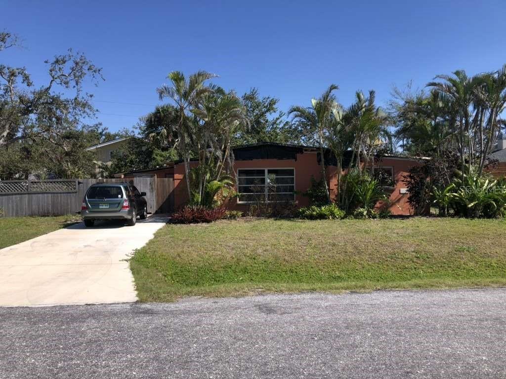 1465 FUNDY ROAD