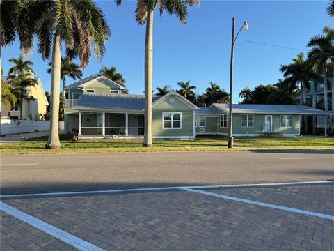 Photo of 621 W Retta Esplanade, Punta Gorda, FL 33950 (MLS # C7520414)