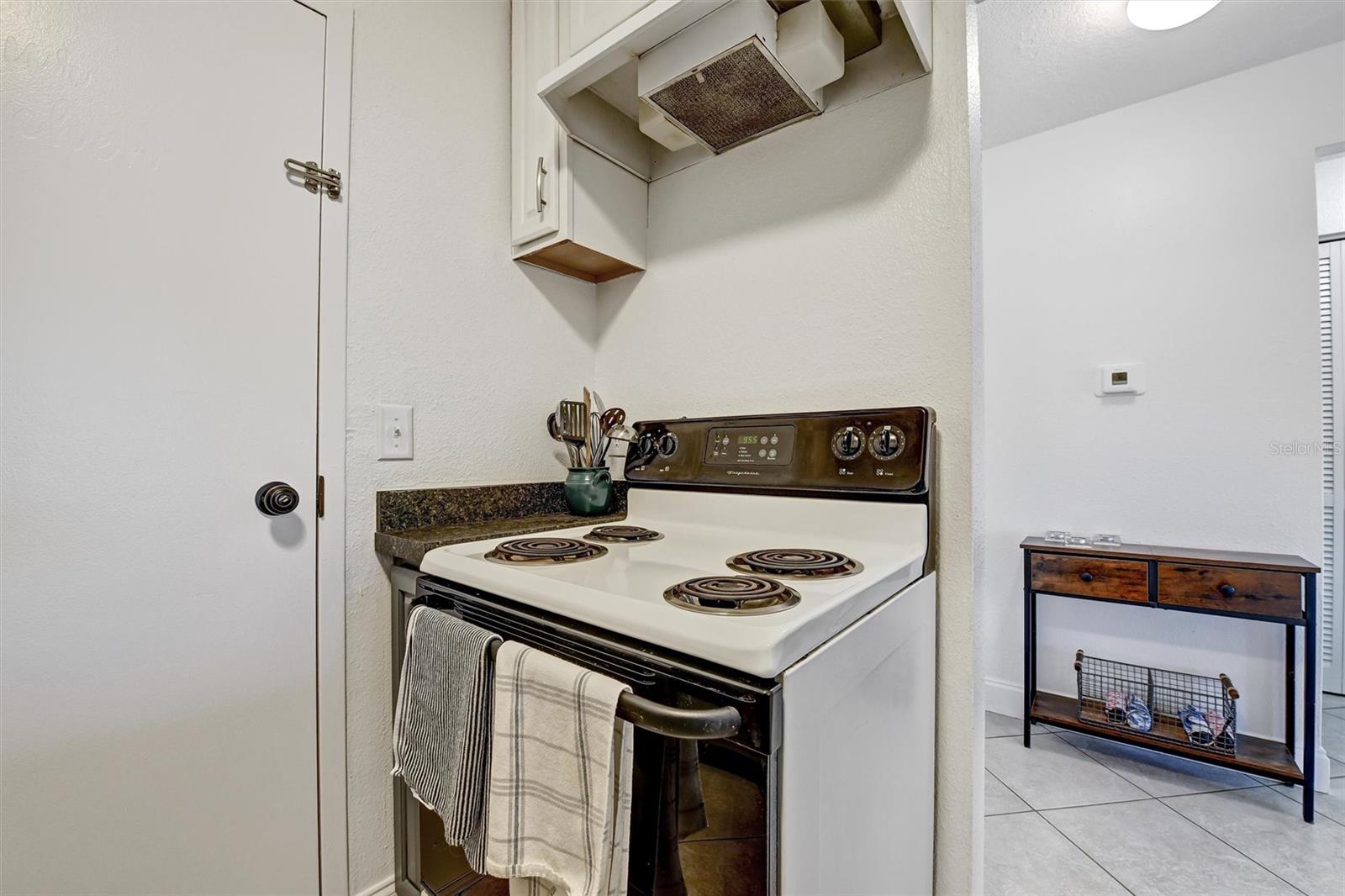 MEDITERRANEAN MANORS - Residential