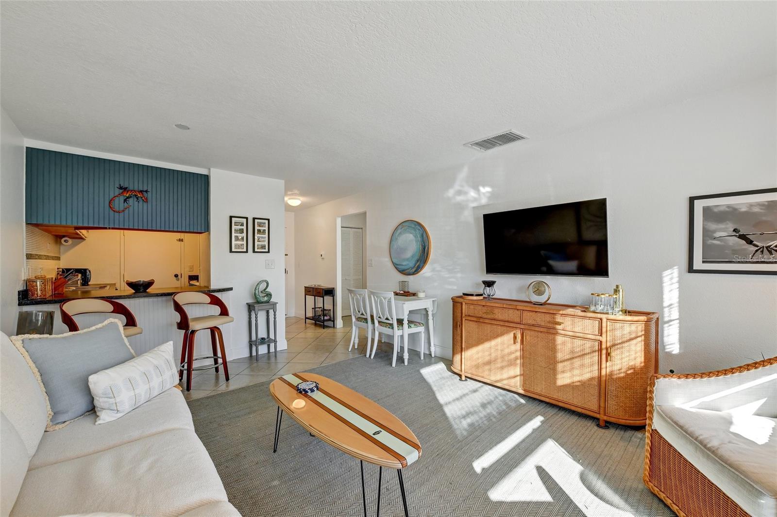 MEDITERRANEAN MANORS - Residential