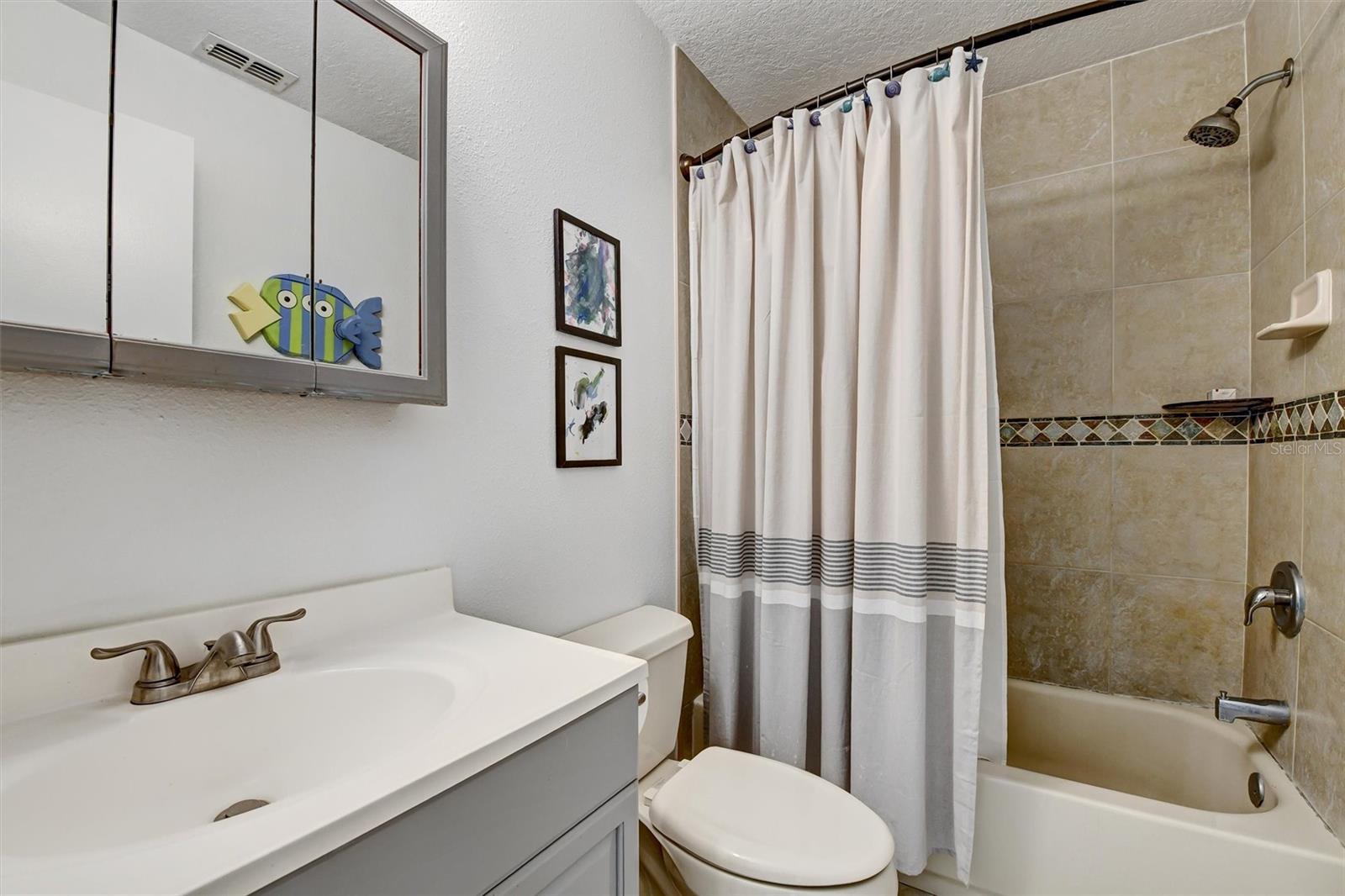 MEDITERRANEAN MANORS - Residential