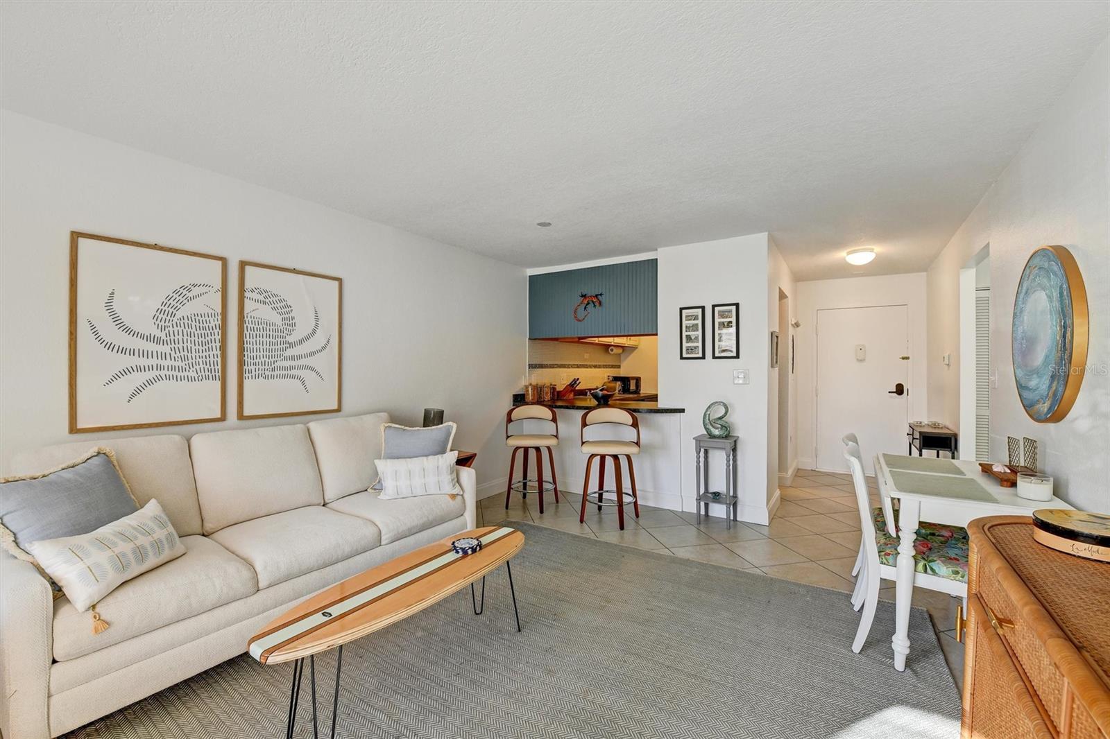 MEDITERRANEAN MANORS - Residential