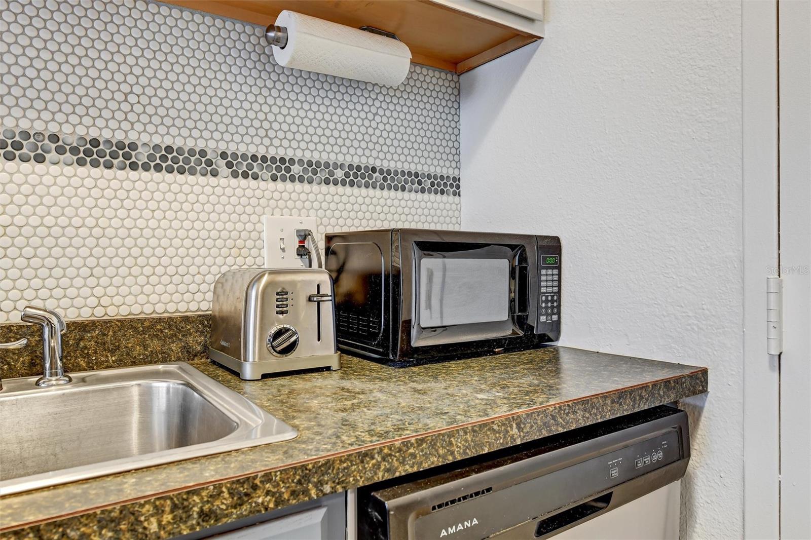 MEDITERRANEAN MANORS - Residential