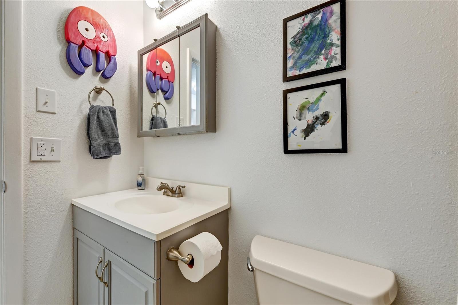 MEDITERRANEAN MANORS - Residential