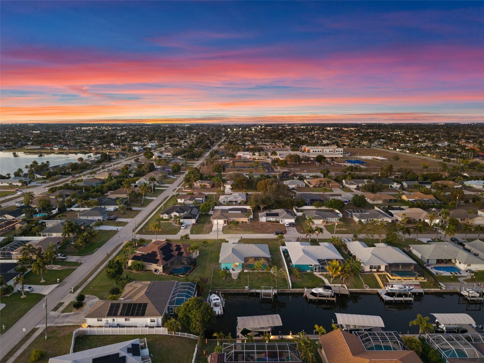 CAPE CORAL - Residential