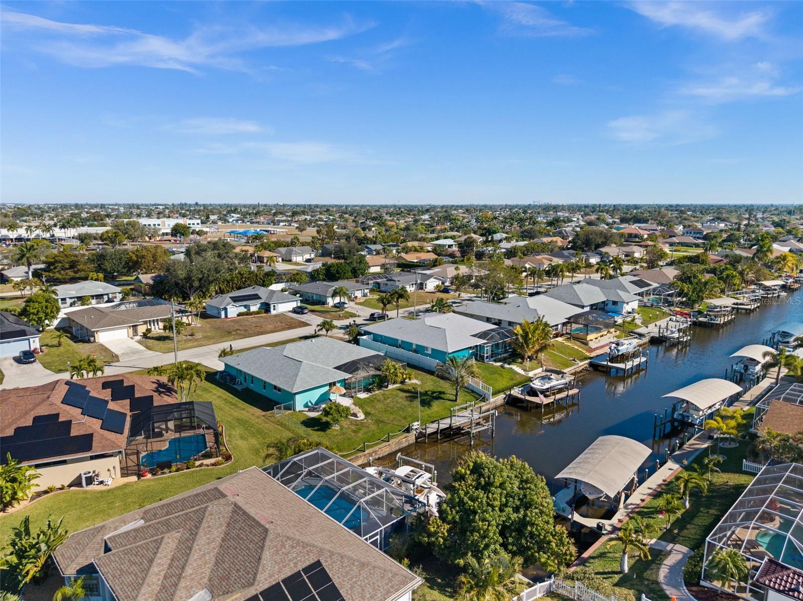 CAPE CORAL - Residential