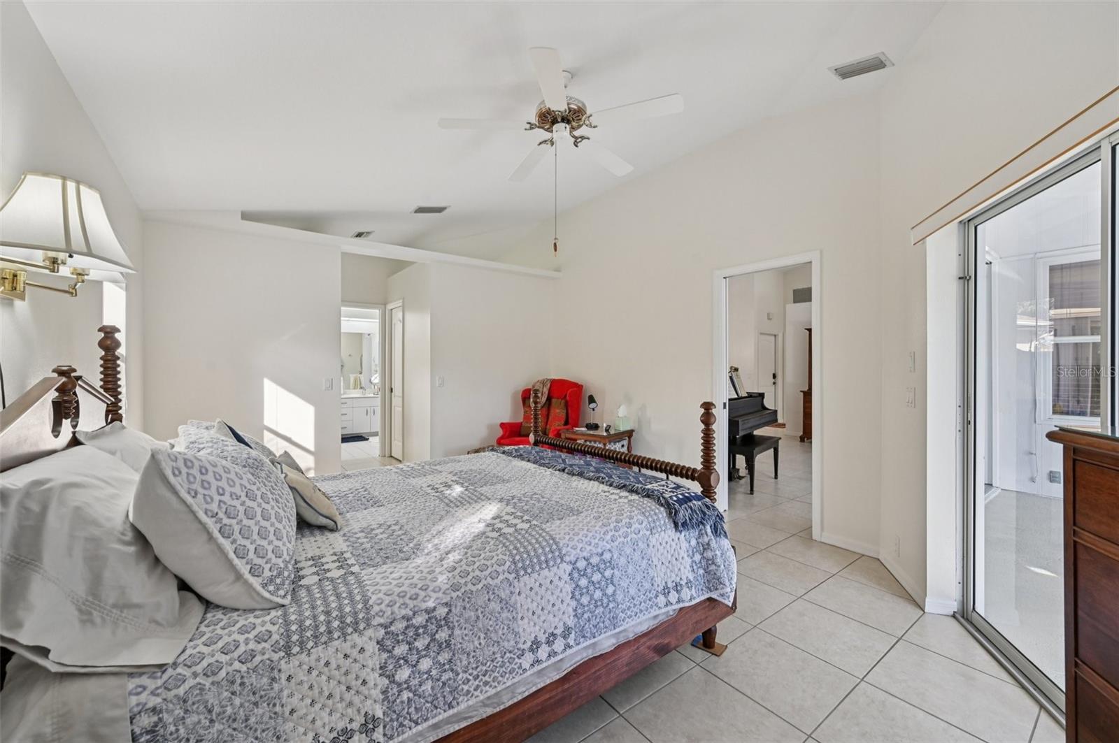 ARTIST ACRES - Residential