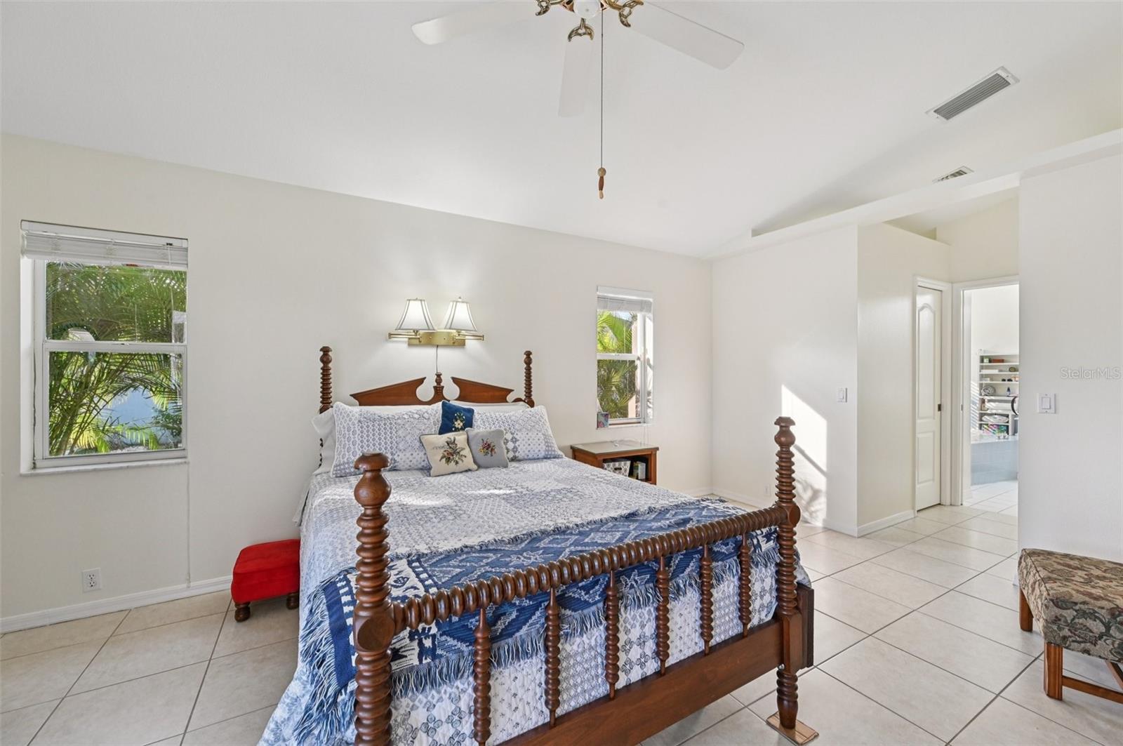 ARTIST ACRES - Residential