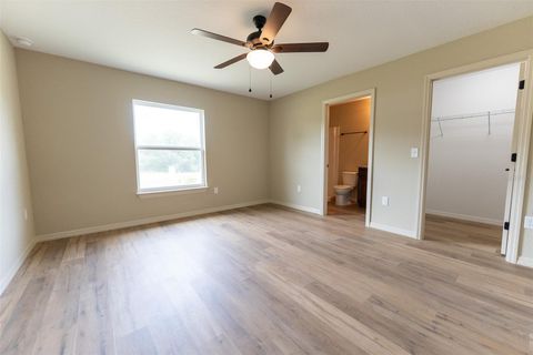 Tiny photo for 5984 NW 65th Street, Ocala, FL 34482 (MLS # OM725045)
