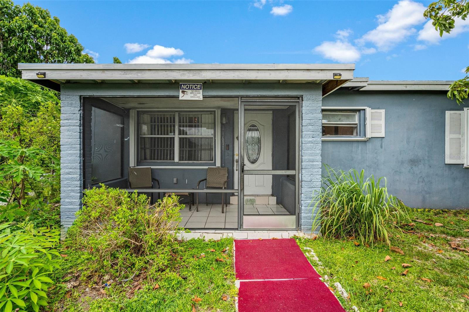 601 NE 12TH STREET