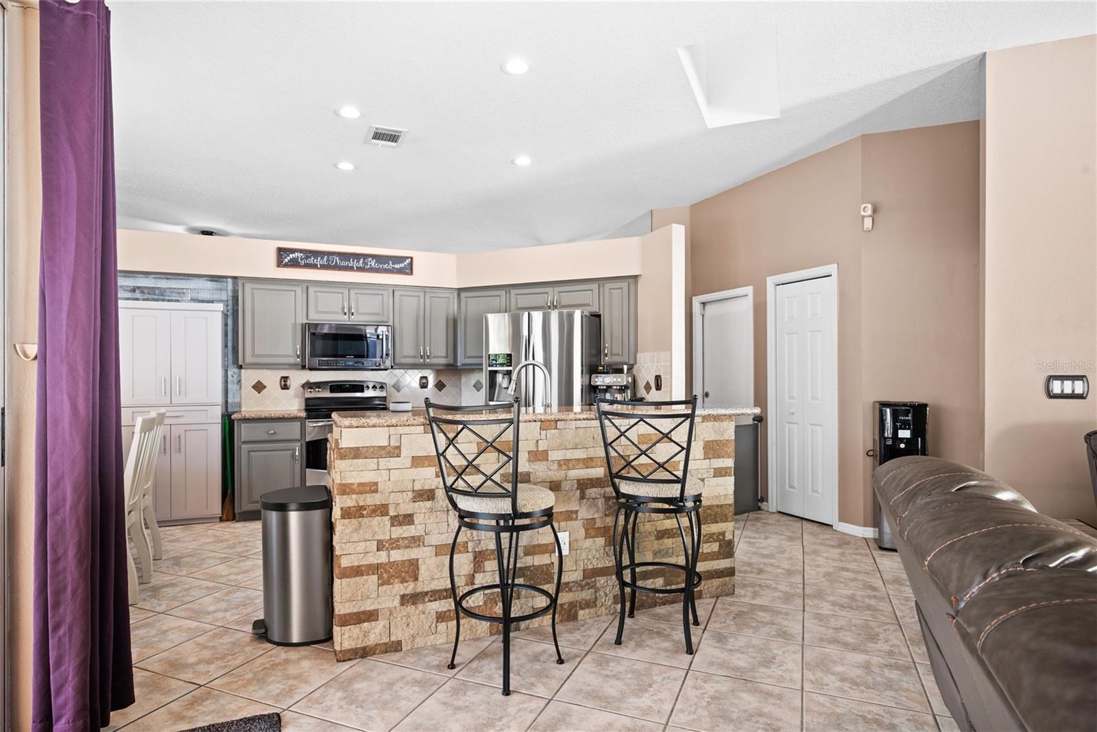 GRAND OAKS PH 1 - Residential