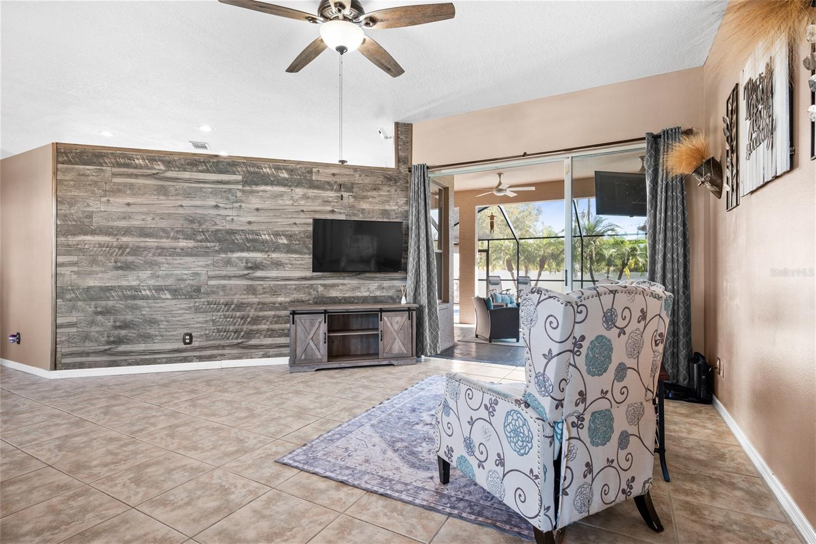 GRAND OAKS PH 1 - Residential