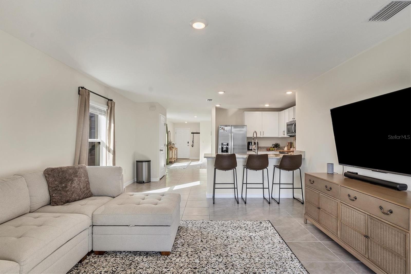 SILVERSTONE NORTH PH IIA & IIB - Residential Lease