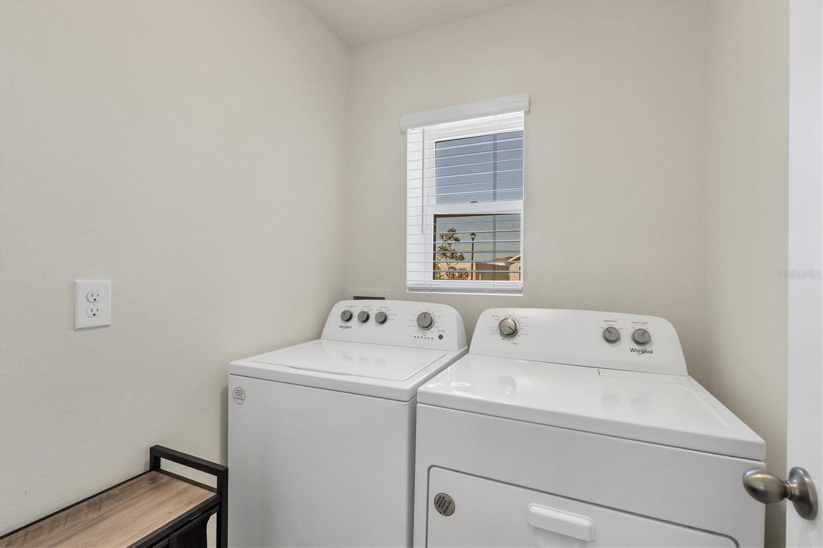 SILVERSTONE NORTH PH IIA & IIB - Residential Lease