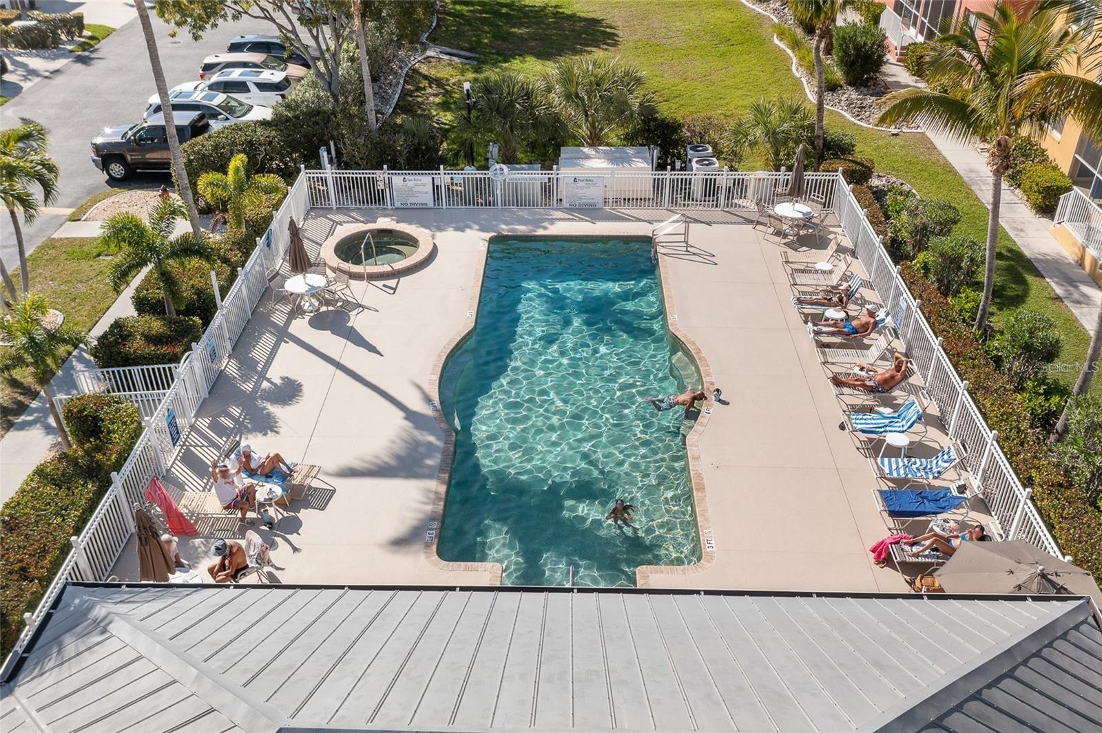 CLIPPER COVE VILLAGE BLDG 09 - Residential