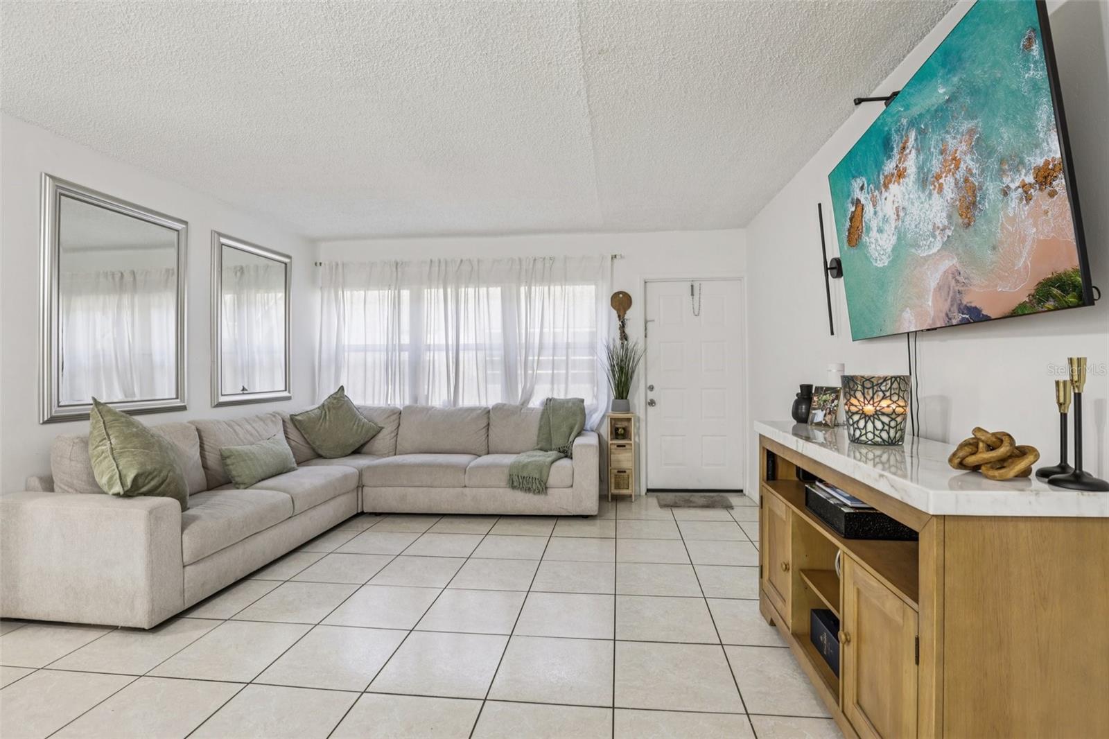 LAKEWOOD VILLAGE OF CORAL SPRINGS - Residential